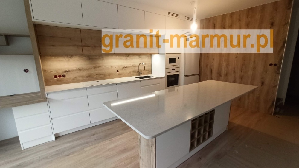 konglomerat kwarcowy w kuchni