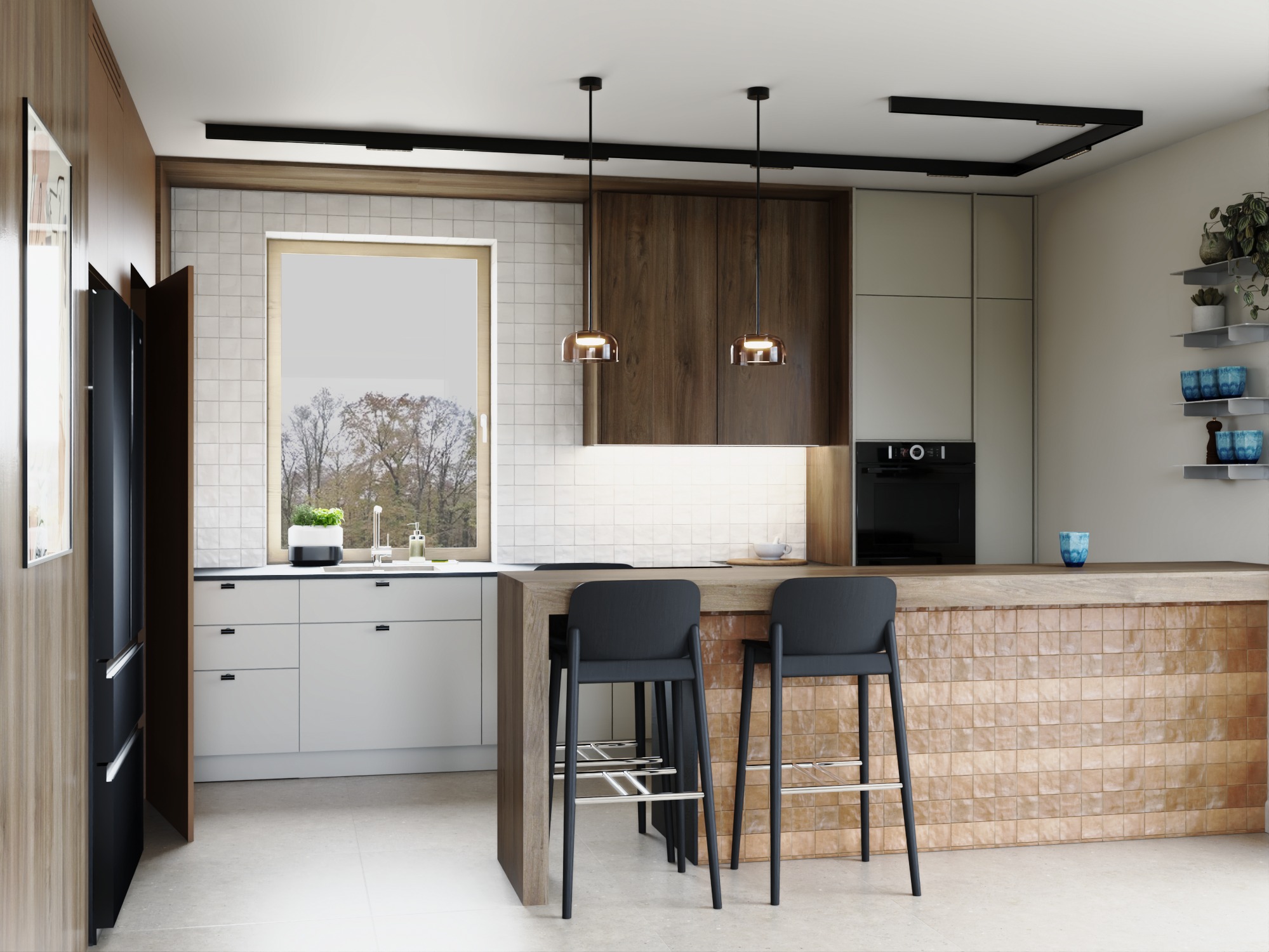 Jasna kuchnia z wyspą wykończoną mozaiką, dwie czarne hokery. Nad blatem wiszą lampy z brązowymi kloszami. Okno z widokiem na drzewa. Minimalistyczny styl.