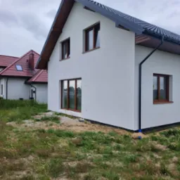 Wykonanie docieplenia+podbitka.