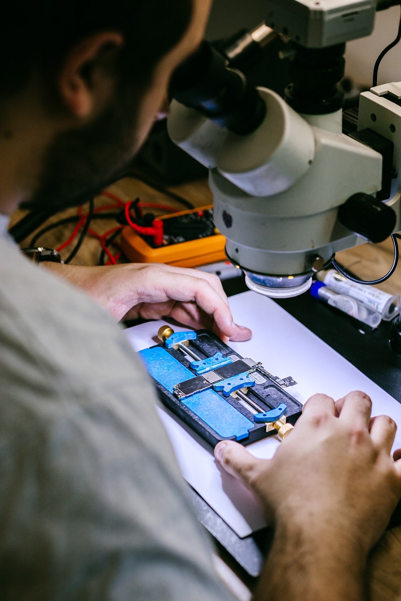 Naprawa układów elektronicznych płyt głównych w telefonach