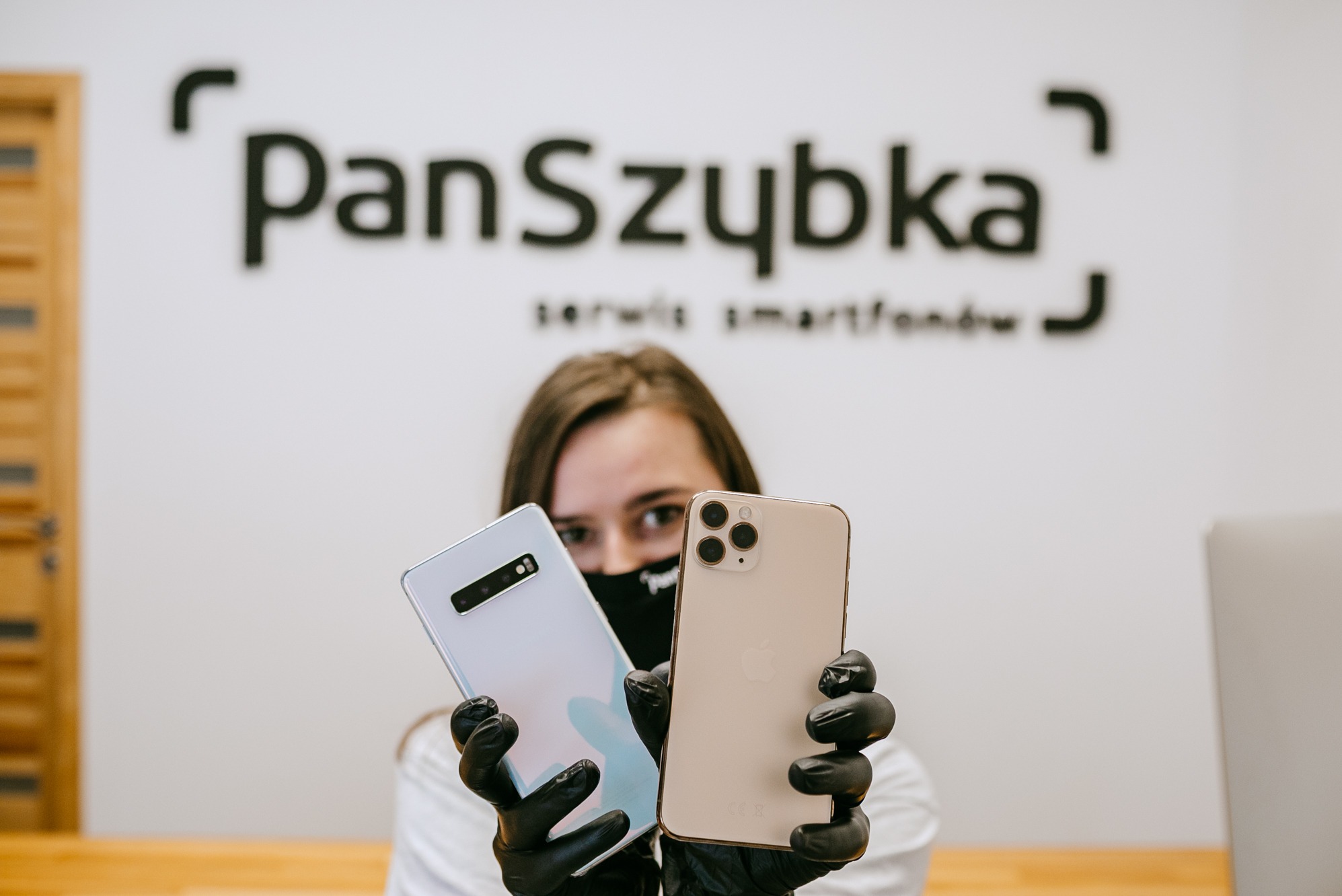 Naprawa telefonów Samsung oraz iPhone w Warszawie