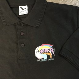 Nadruk wykonany transferem DTF ze względu na przejścia tonalne.