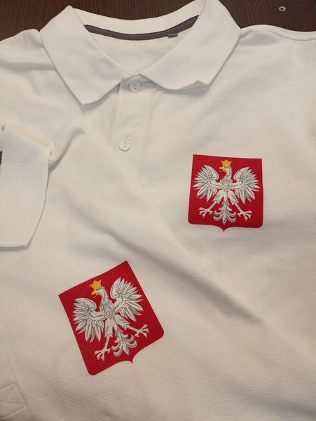 Godło Polski na koszulkach polo - 3 kolory wykonane sitodrukiem.
