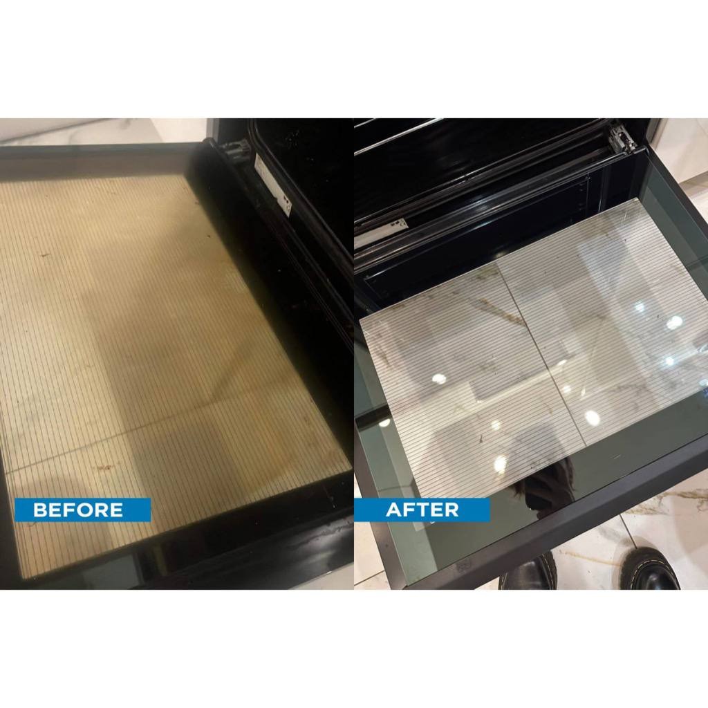 Porównanie: brudna szyba piekarnika przed i czysta szyba piekarnika po czyszczeniu, widoczne pozostałości po pieczeniu na pierwszej szybie i lśniąca powierzchnia na drugiej.