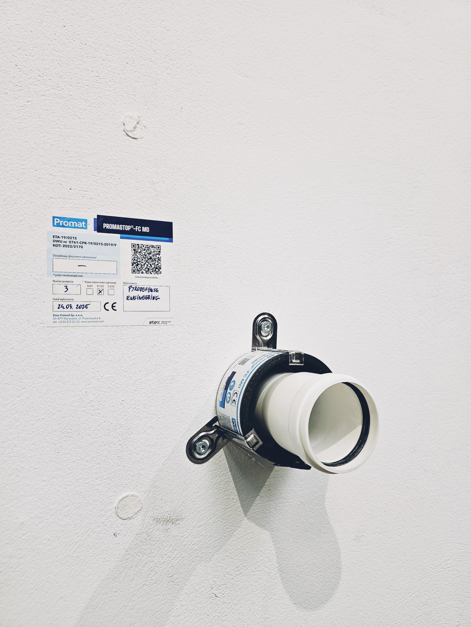 Zabezpieczenia ppoż przejść instalacyjnych, przepusty ppoż