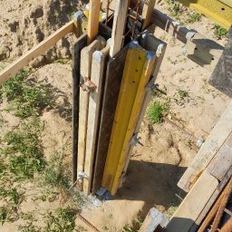 KBB Usługi Ogólnobudowlane - Szalowanie słupów.