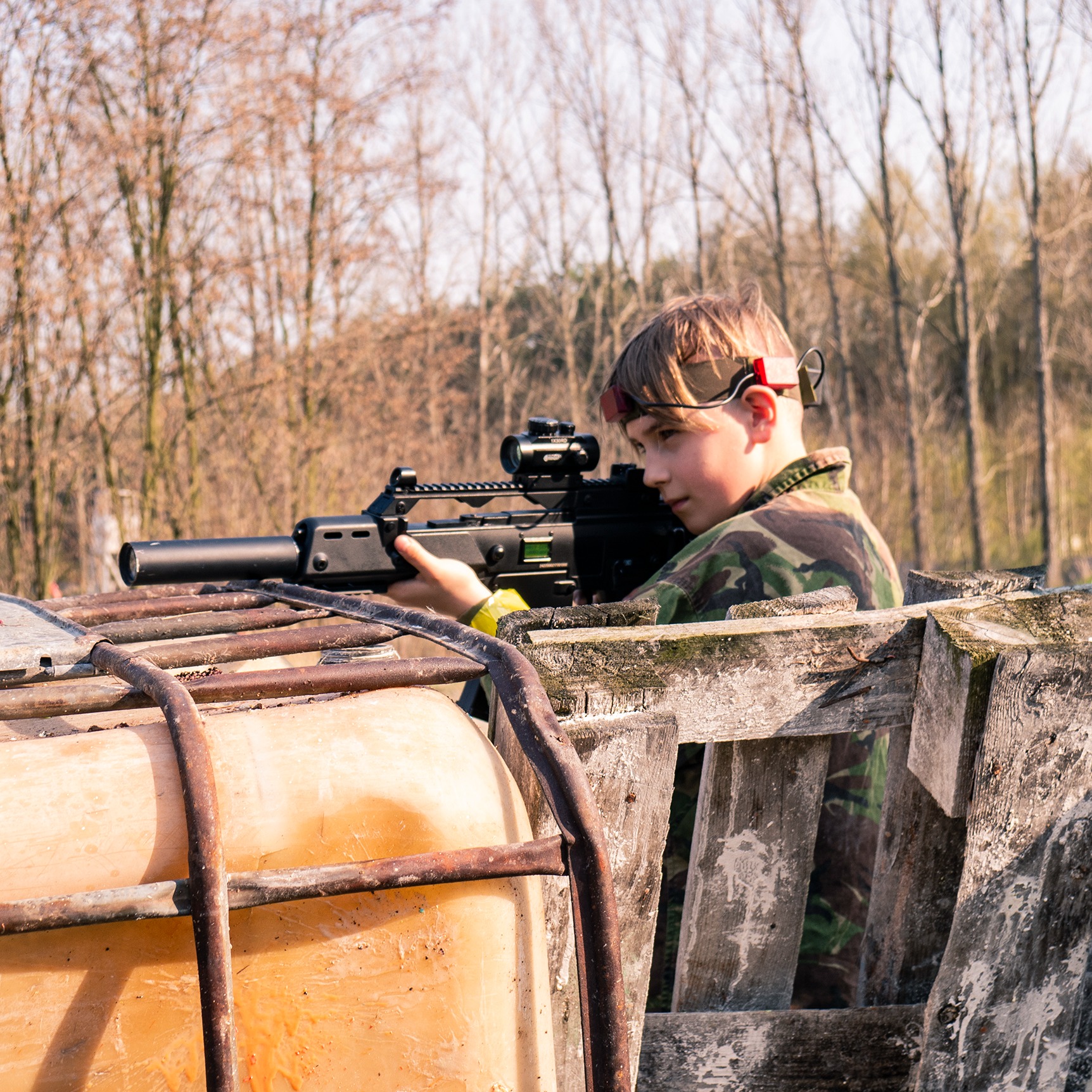 lasertag jungle kalisz - out door paintball, mozemy strzelac u was lub u nas:)