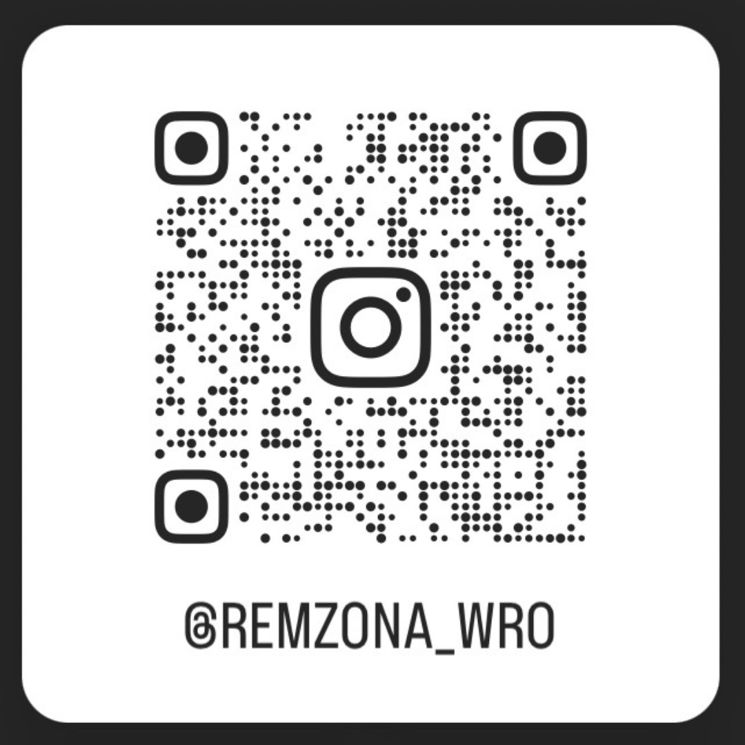 Kod QR przekierowujący do profilu na Instagramie @REMZONA_WRO z logo Instagrama w centrum.