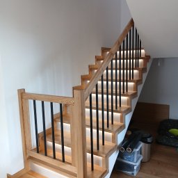 MatWood Usługi Stolarskie - Odpowiednie Schody Drewniane Bytów