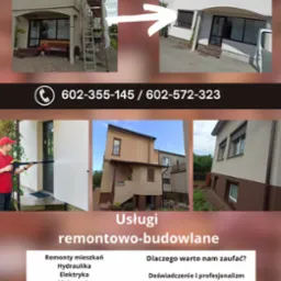 Kompozycja zdjęć przedstawiająca dom przed i po remoncie elewacji, z uwzględnieniem mycia ciśnieniowego. Na zdjęciu widoczne rusztowania, okna z roletami zewnętrznymi oraz osoba czyszcząca elewację...