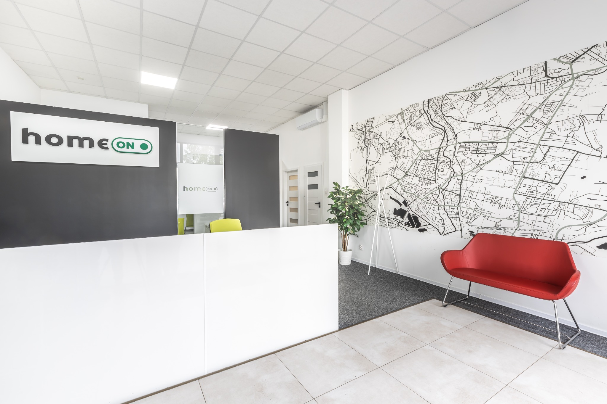 poczekalnia i recepcja wnętrze biura nieruchomości