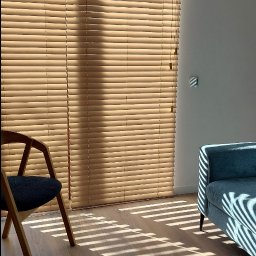 BEAUTY DESIGN J. OŻÓG - Żaluzje bambusowe 50mm. Montaż do sufitu Realizacja - ul. Janowska Lublin