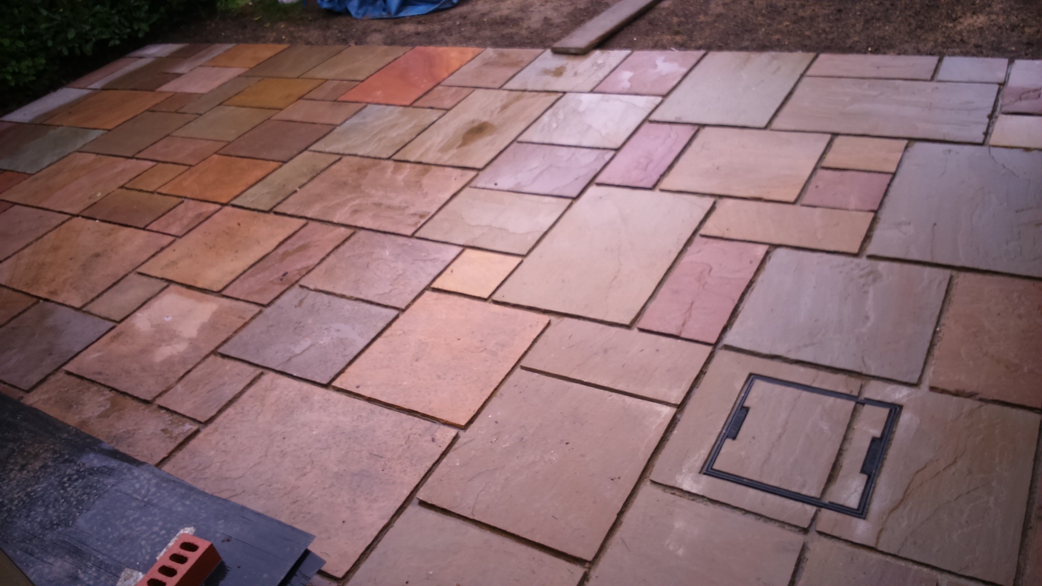 Naturalny Piaskowiec Indian Autumn Sandstone na Zaprawie Cementowej