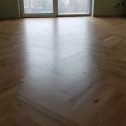 Dąb czerwony lakierowany