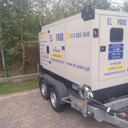 Wynajem agregatu prądotwórczego 104 kW z obsługą oraz transport .