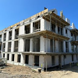 MAXX-BUD - Sufit Napinany w Salonie Warszawa