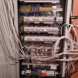 Układanie paneli Zawiercie 1