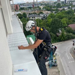 Mycie okien na wysokości Kielce 1