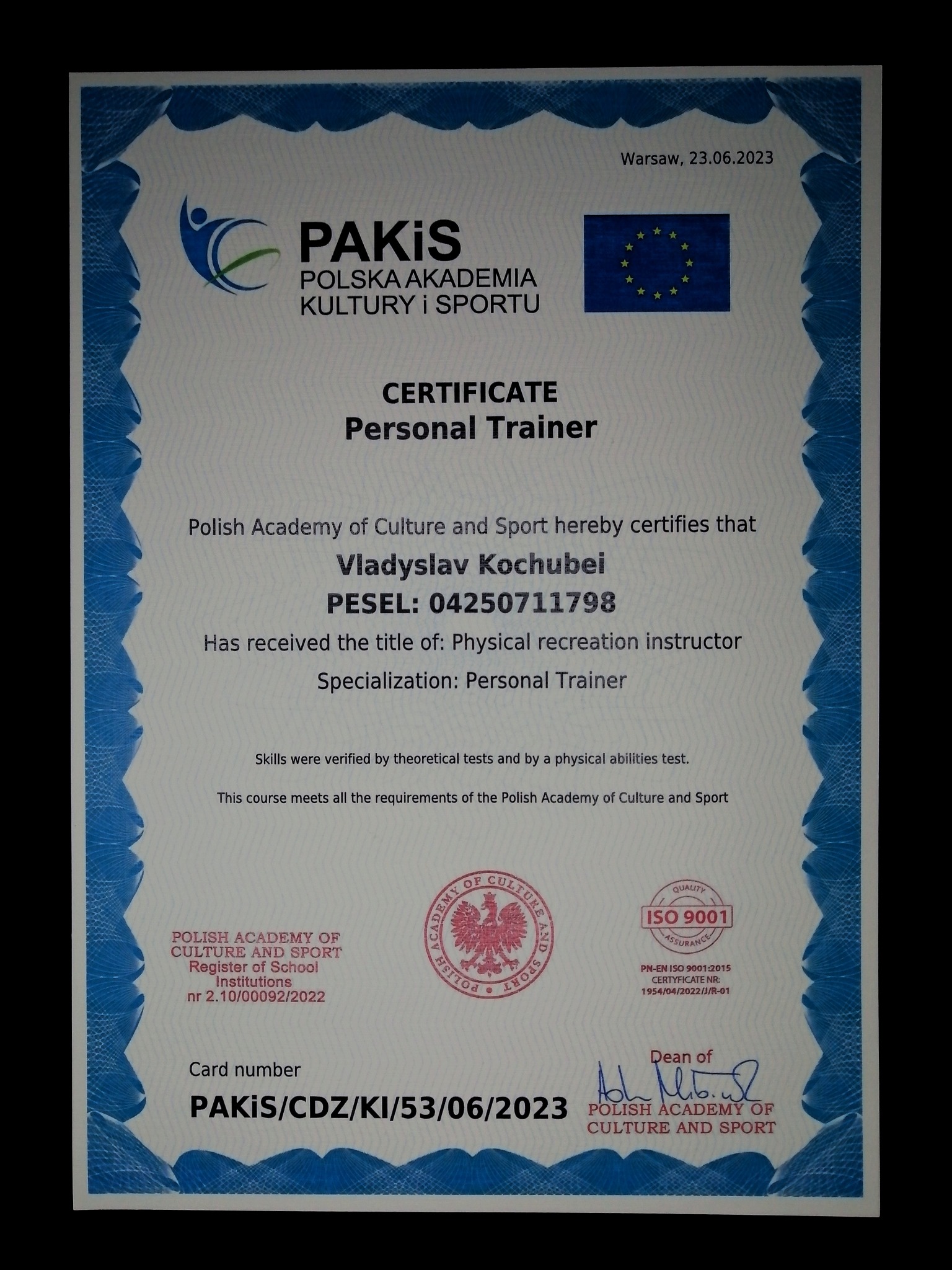 Certyfikat Personal Trainer wydany przez Polską Akademię Kultury i Sport dla Vladyslava Kochubei, z datą 23.06.2023 i numerem PESEL 04250711798.