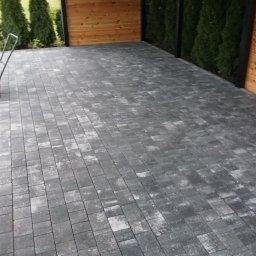 Usługi remontowo wykonczeniowe - Przed domem Strzelce Opolskie