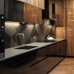 Nowoczesna kuchnia z drewnianymi frontami szafek, czarnymi elementami i geometryczną mozaiką na ścianie, oświetlona listwami LED, z parkietem ułożonym w jodełkę.