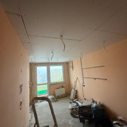 A.M Budownictwo - Montaż wykładzin Kamienna G&oacute;ra