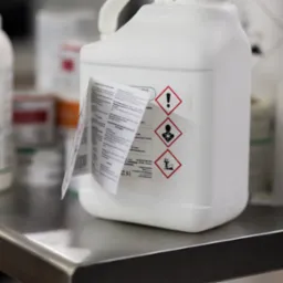 Gotowa etykieta wielowarstwowa typu booklet