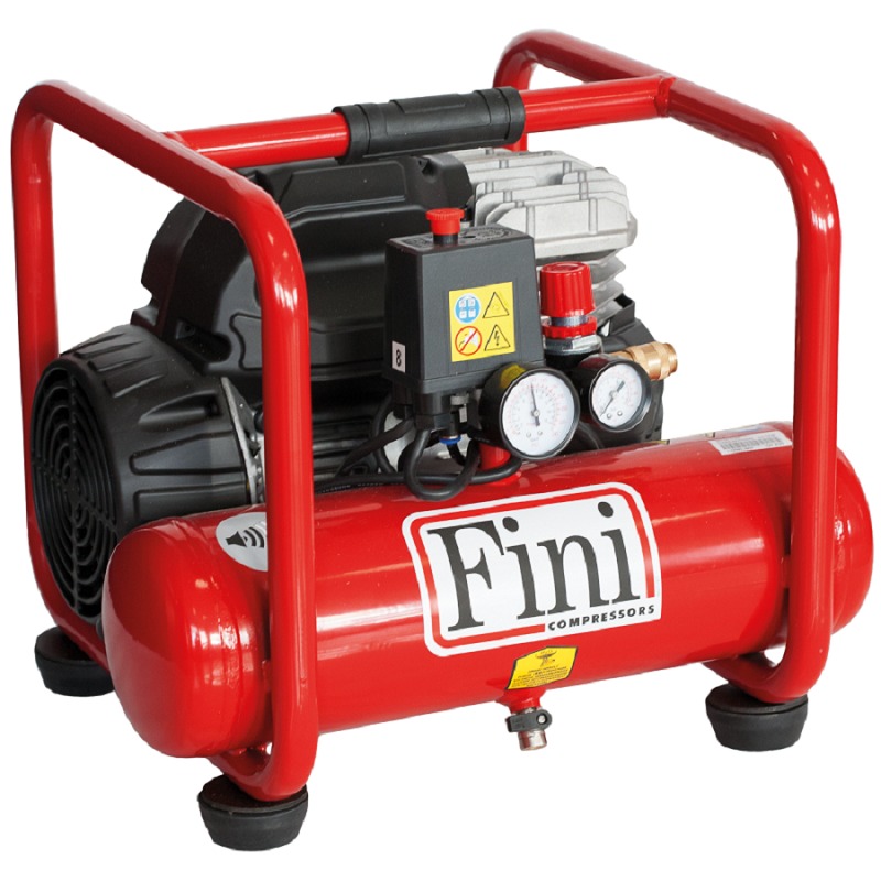 Bezolejowy kompresor FINI Scout 6/244 z czerwonym stelażem ochronnym, widoczne dwa manometry i czarny panel sterowania.