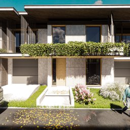 AQUAPROJEKT s.c - Wizualizacja szeregu nowoczesnych domów z płaskimi dachami, porośniętymi zielenią balkonami i elementami drewnianymi, z samochodem i przechodzącym mężczyzną na pierwszym planie, oraz opadłymi...