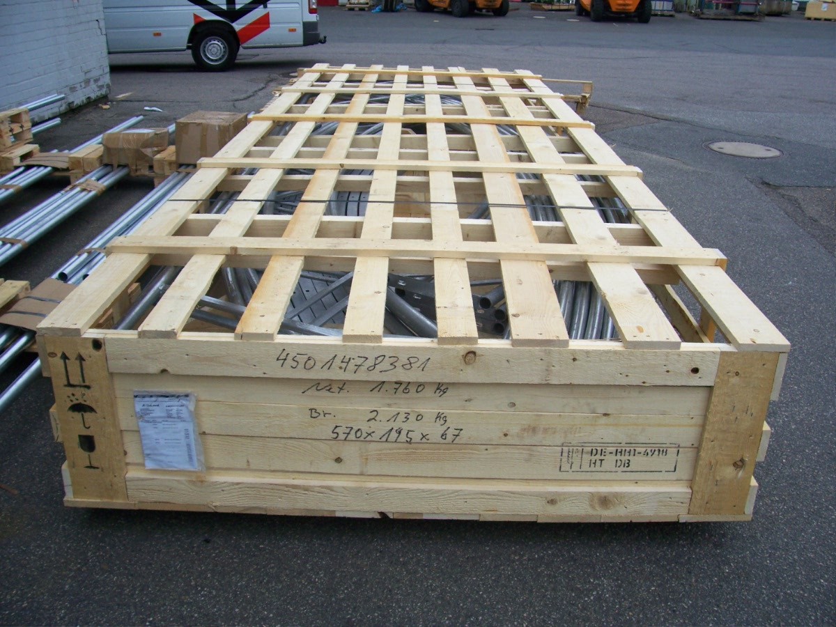 Palety,Skrzynie transportowe,skrzynio-palety,Opakowania drewniane,Skrzyniopalety fumigowane