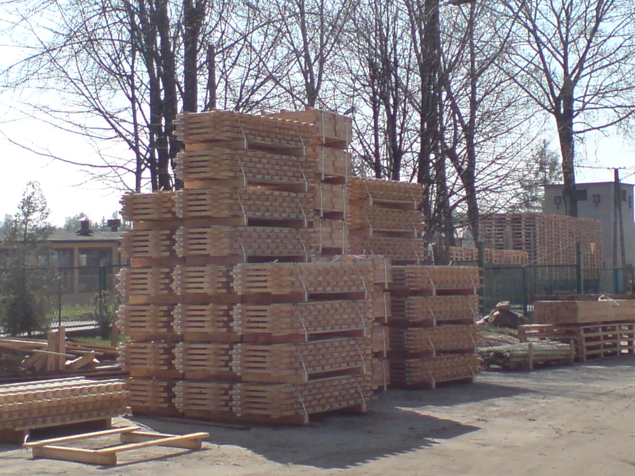 Więźby dachowe, Łaty, Kontrłaty, Altany, Huśtawki, Meble ogrodowe, Palety, Skrzyniopalety