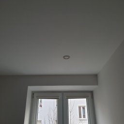 montaz sufitu podwieszanego 