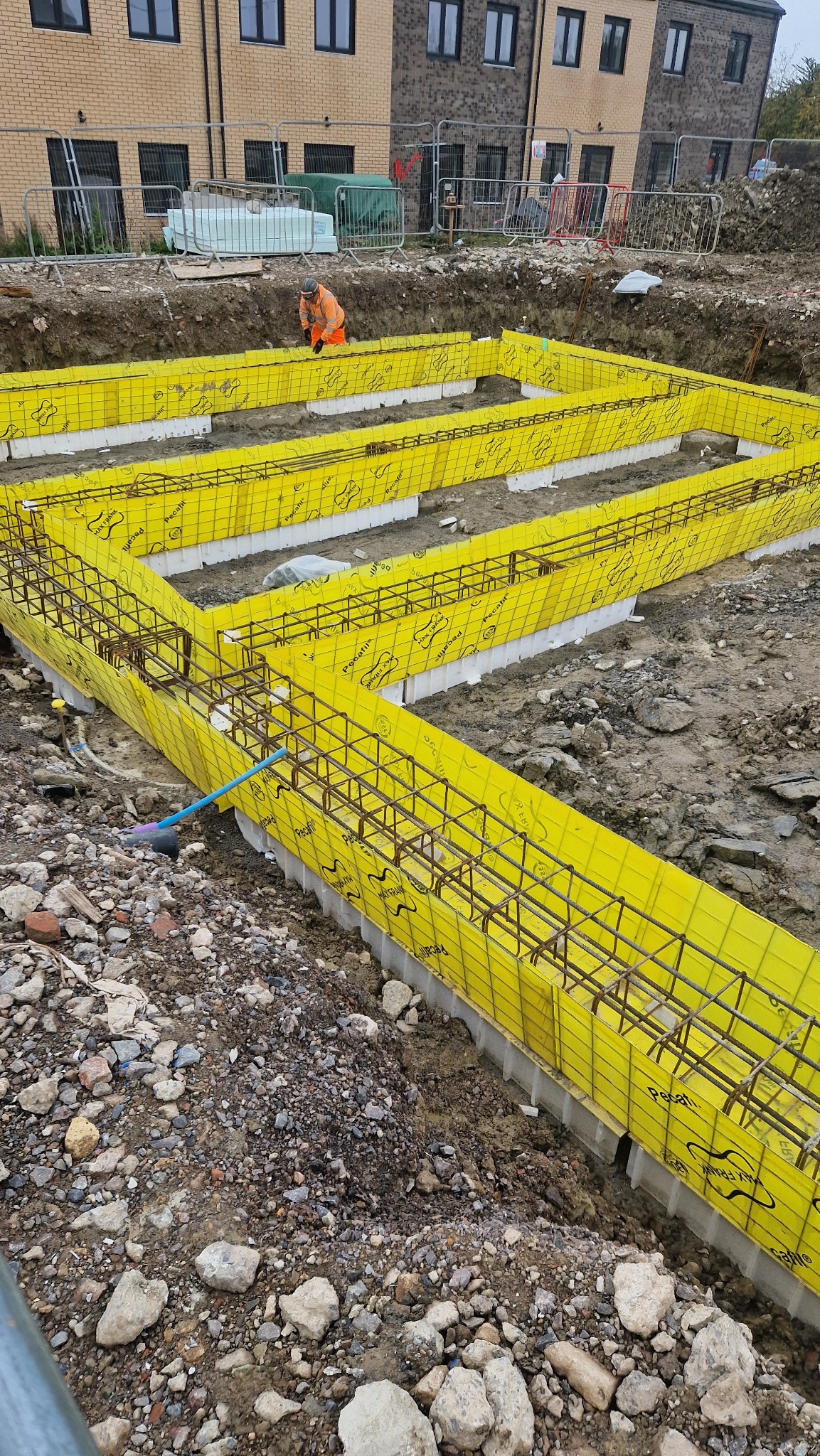 Fundamenty pod domy modulowe.