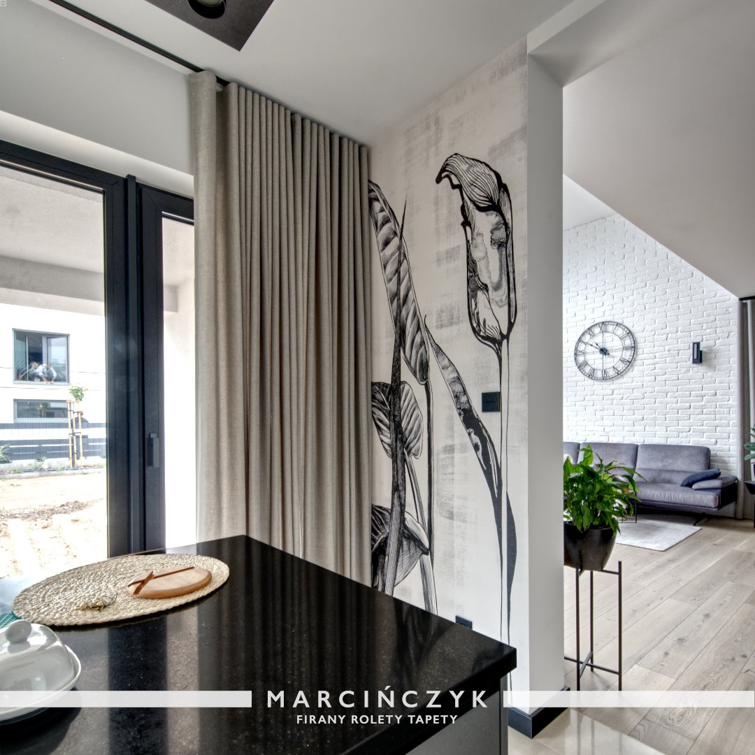 Zasłony z naturalnej tkaniny.