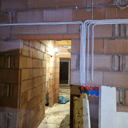 Bartosz Rokosz - Prowadzenie przewodów