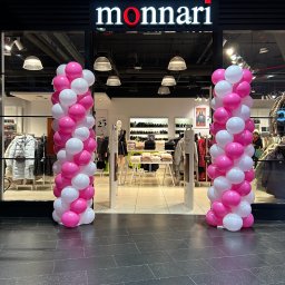 Kolumny balonowe dla sieci sklepów Monnari