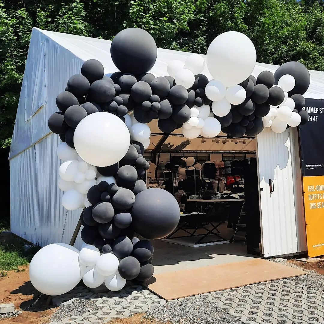 Dekoracja na otwarcie sklepu sezonowego 4f