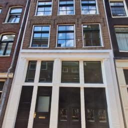 Daniel Makus - Renowacja oraz malowanie domu w jednej z dzielnic Amsterdamu.