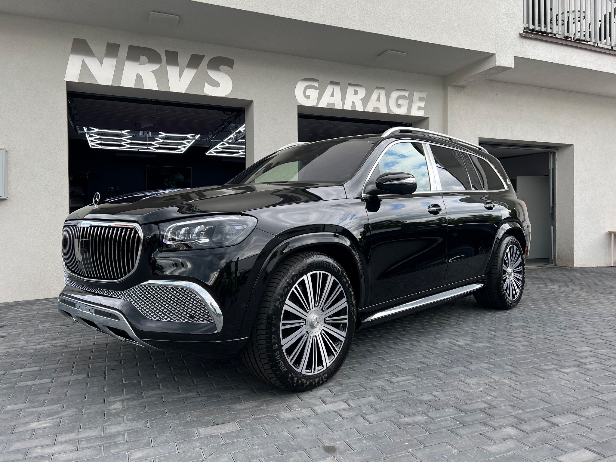 Maybach zabezpieczony w całości foliami bezbarwnymi PPF , powłoka ceramiczna na felgi,