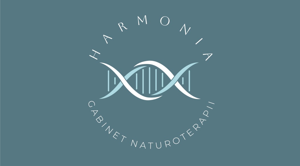 Logo gabinetu naturoterapii Harmonia z motywem DNA na tle w kolorze stonowanej zieleni.