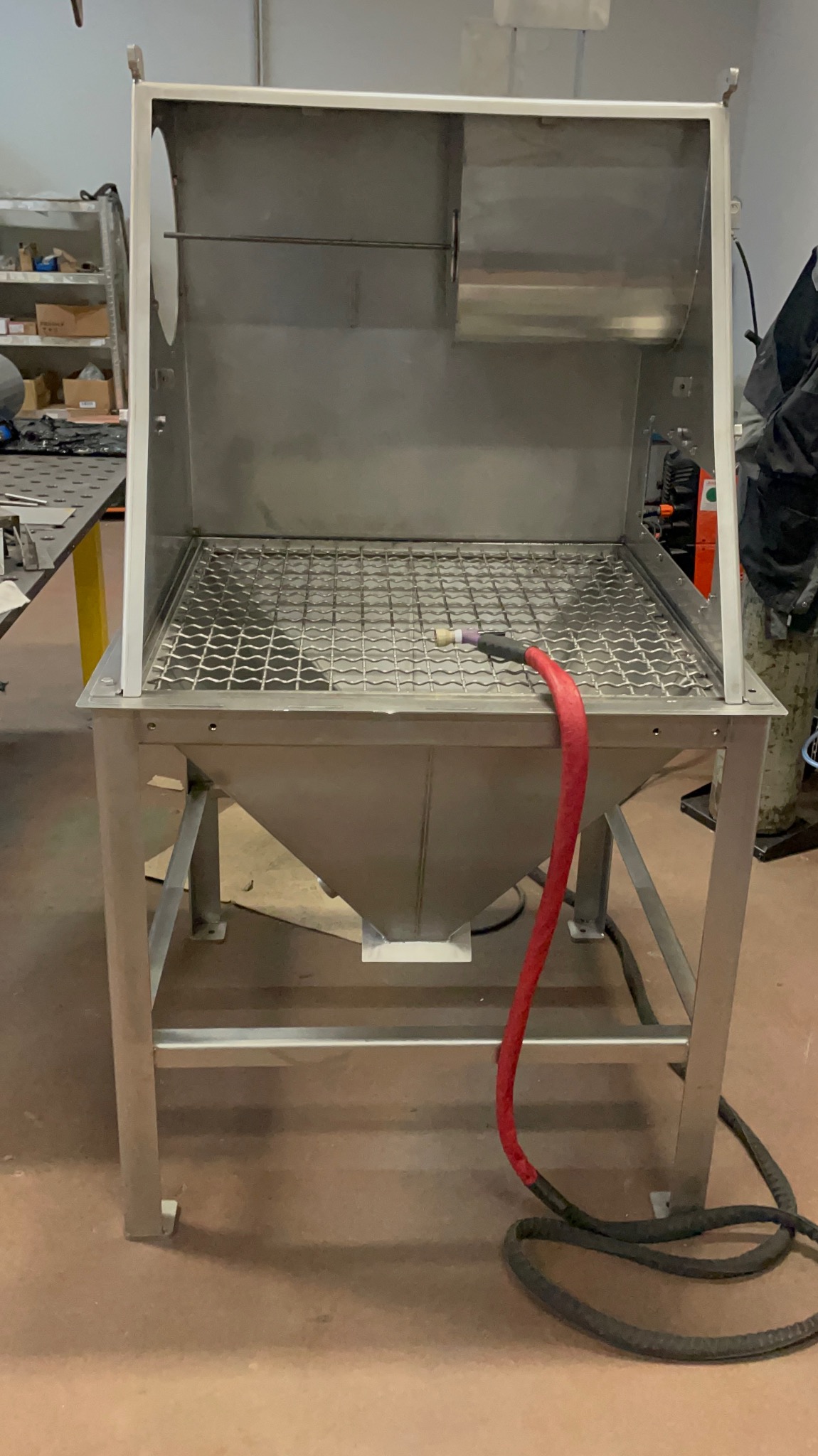 Wykonujemy różnego rodzaju przesiewacze i tego typu konstrukcje