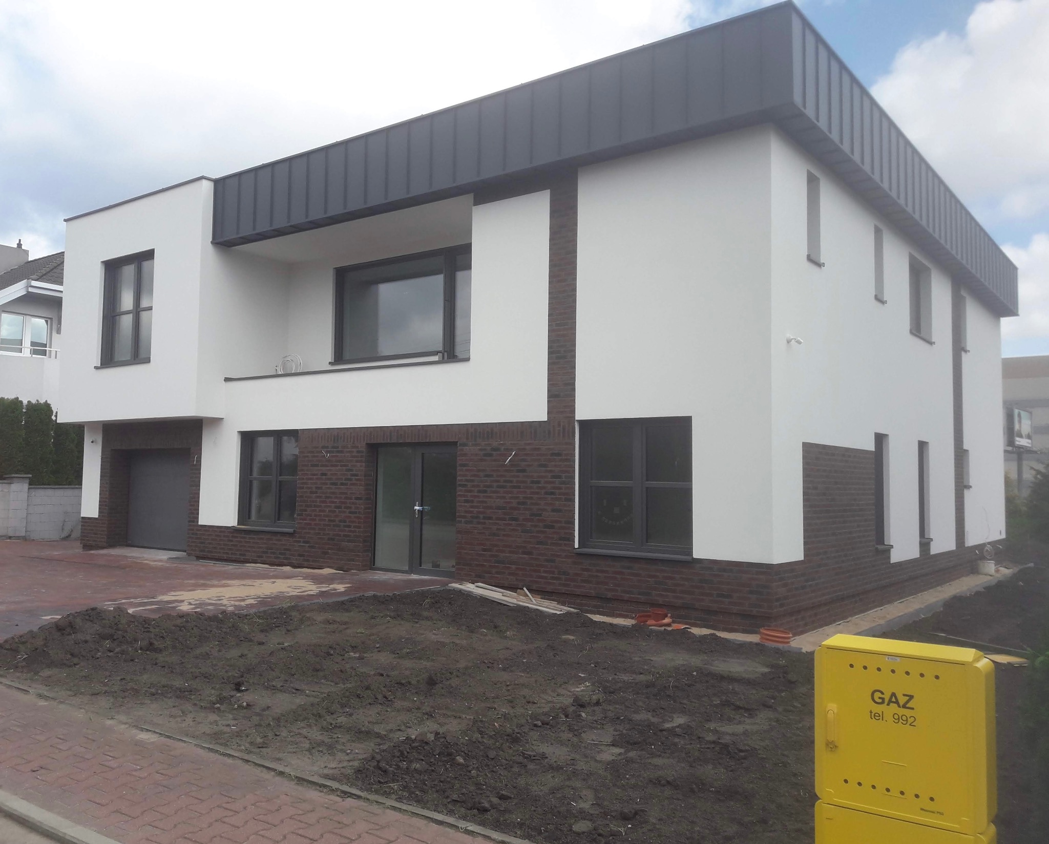 Kompleksowe wykonanie elewacji.