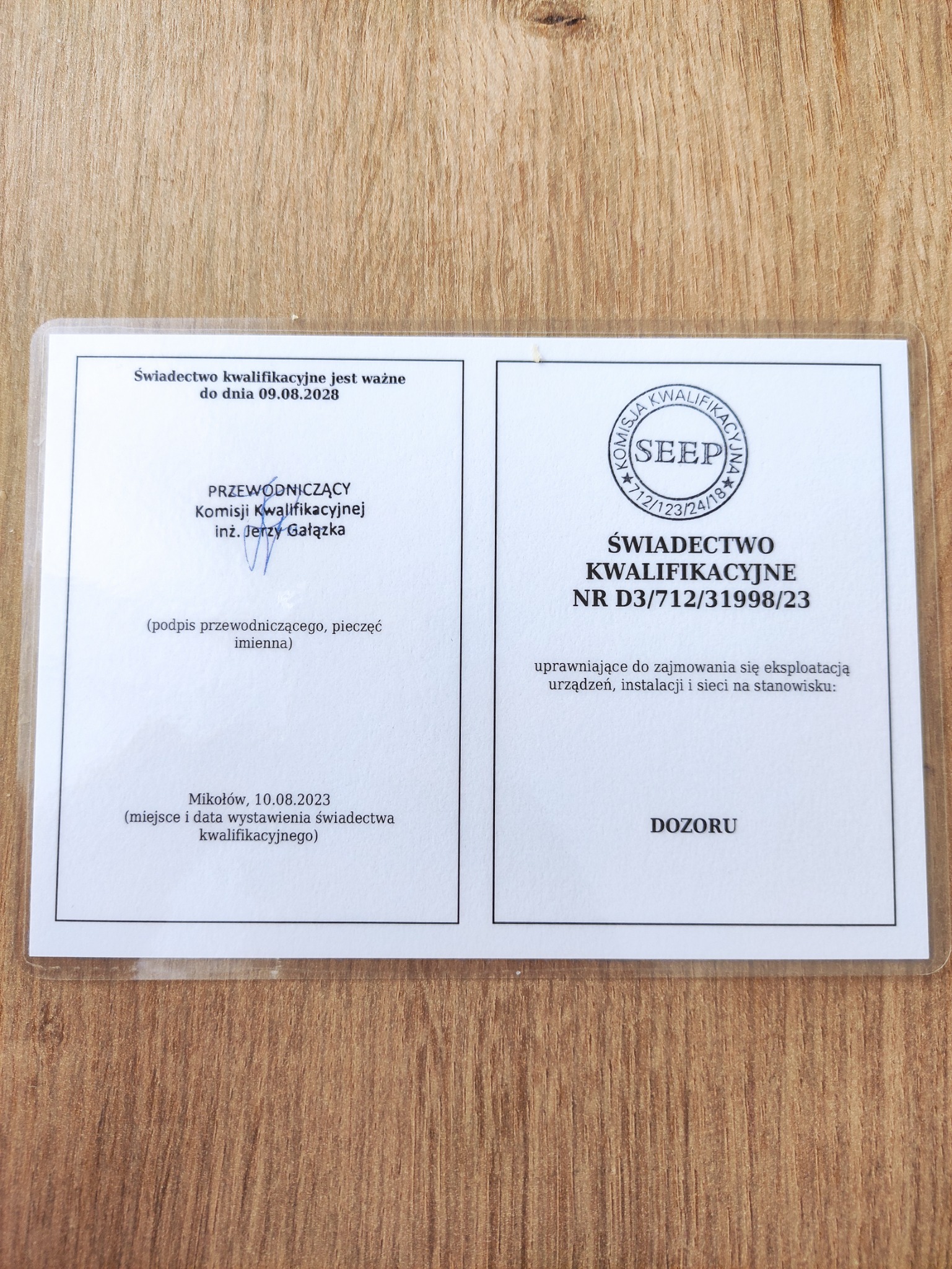 Skan świadectwa kwalifikacyjnego SEEP z datą ważności do 09.08.2028, uprawniającego do eksploatacji urządzeń, instalacji i sieci, wydane w Mikołowie 10.08.2023.