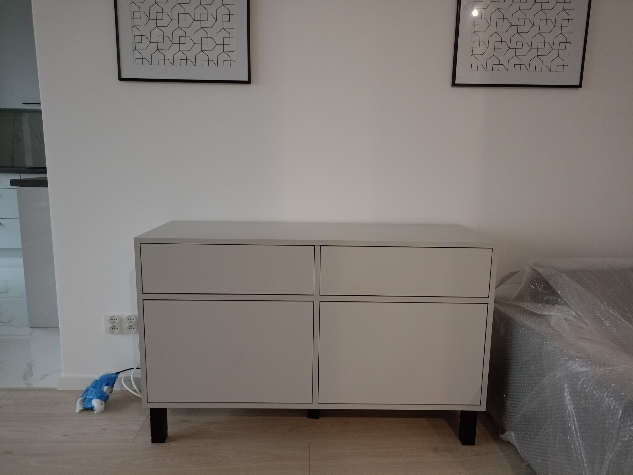 Komoda. front wpuszczany