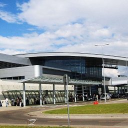 Twój transport na lotnisko Ławica Poznań