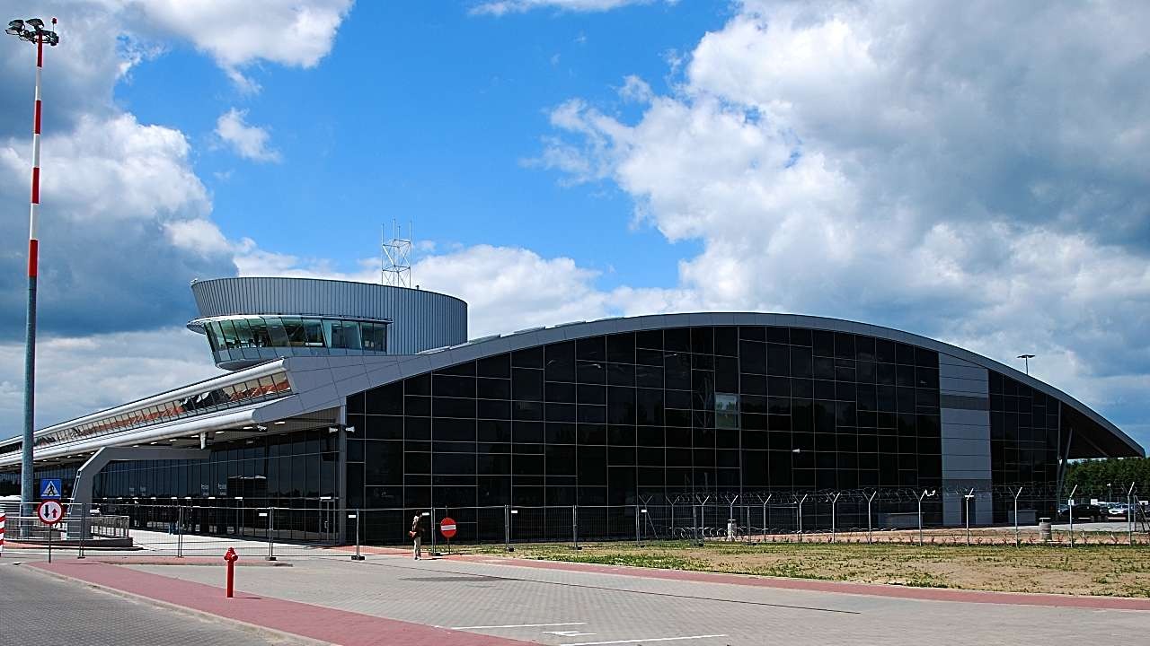 Przejazd z i na lotnisko Lublinek Łódź