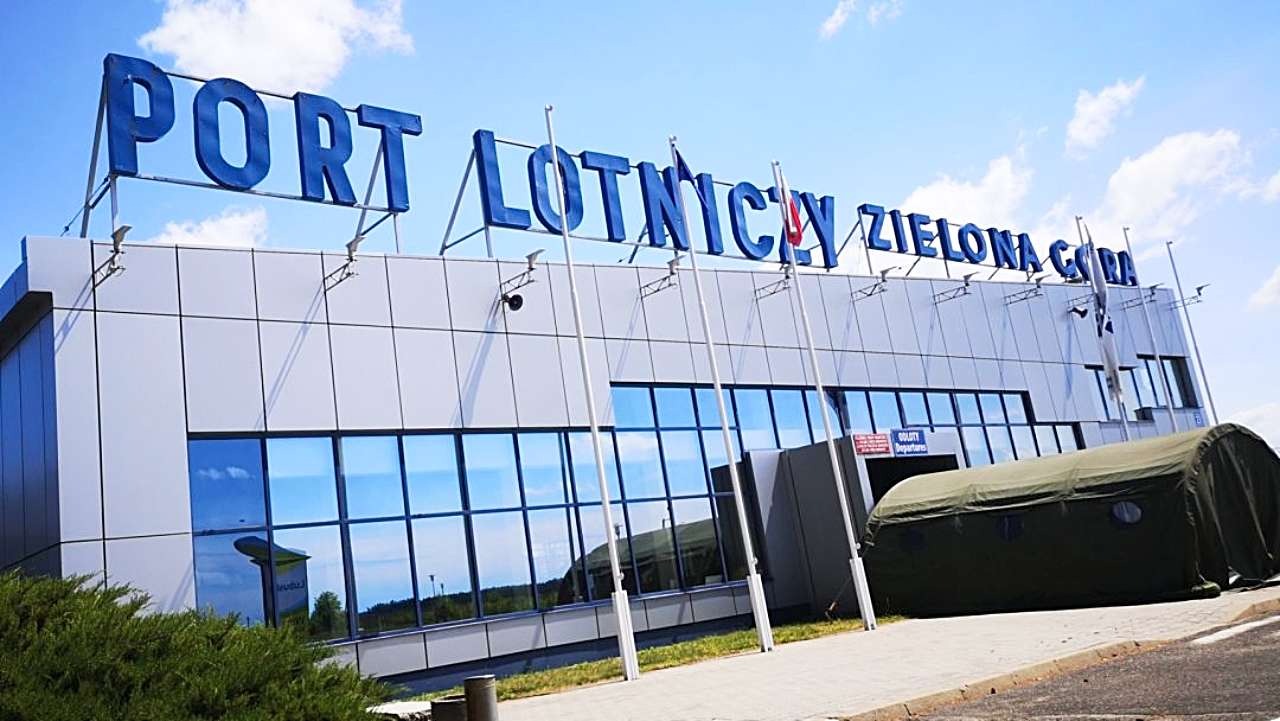 Przejazd z i na lotnisko Zielona Góra