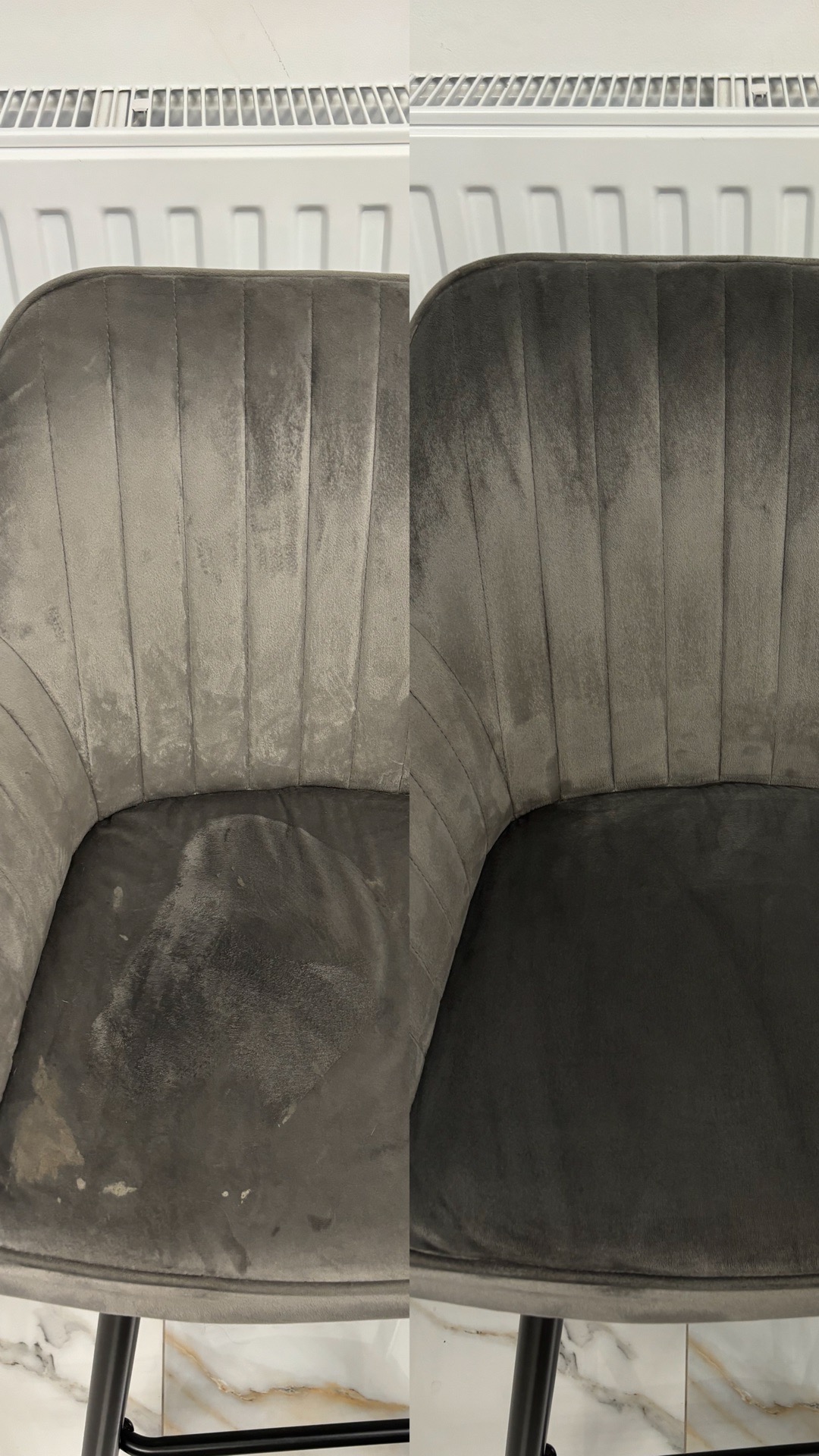 Krzesło tapicerowane welurem w odcieniach szarości, widok przed i po czyszczeniu z wyraźnymi plamami po lewej stronie i czystą tapicerką po prawej, na tle białego grzejnika.