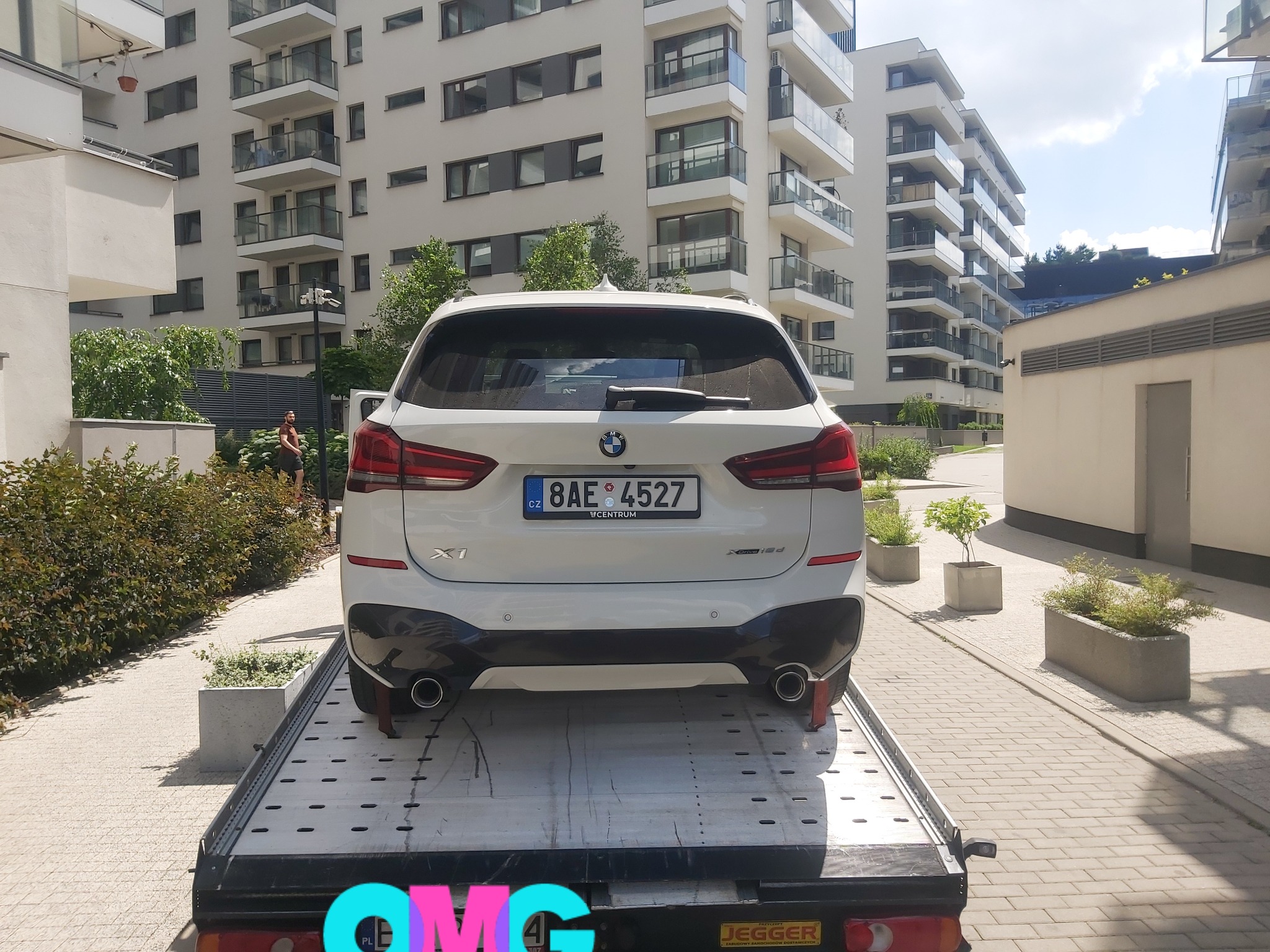 Transport pojazdu do czeskiej Pragi.