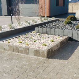 Układanie kostki brukowej Santok 1